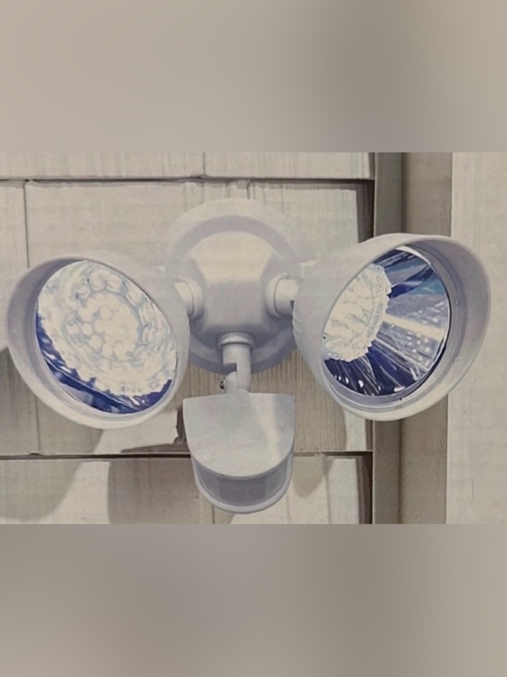 Real Living Motion Activated Security Light~NEW!